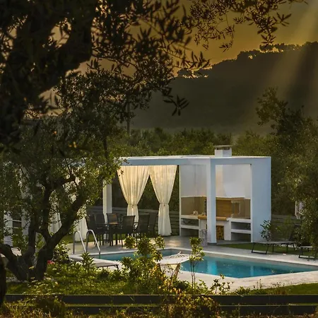 Vila Johnny's White Luxury Tsilivi (Zakynthos)