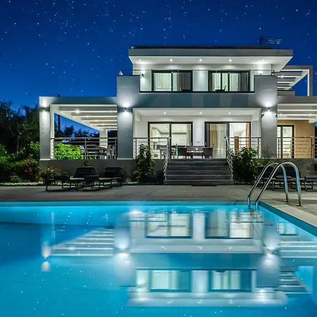 Johnny's White Luxury Villa