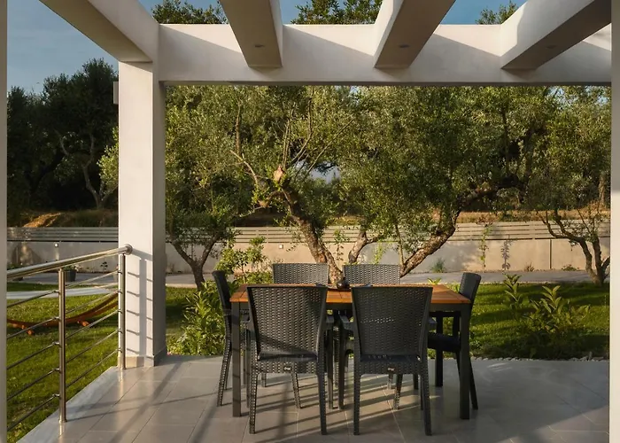 Johnny's White Luxury Villa Tsilivi (Zakynthos)