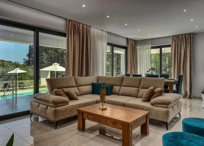 Johnny's White Luxury Villa