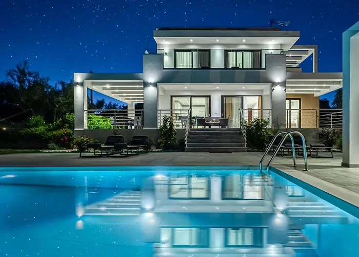 Johnny's White Luxury Villa